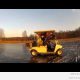 Golfikäruga jäätunud järvel (video)