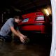 Autohullust kutt päästab oma BMW Harvey üleujutuste eest