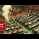 Raske tööpäev? Kosovo parlamendis süütas riigikogulane tossupommi