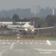 Hirmuäratav: Wizz Airi lennuk maandub UK-s tugeva külgtuulega